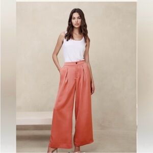 Banana Republic Factory Wide-Leg Pants – Size 8 Petite (NWT)